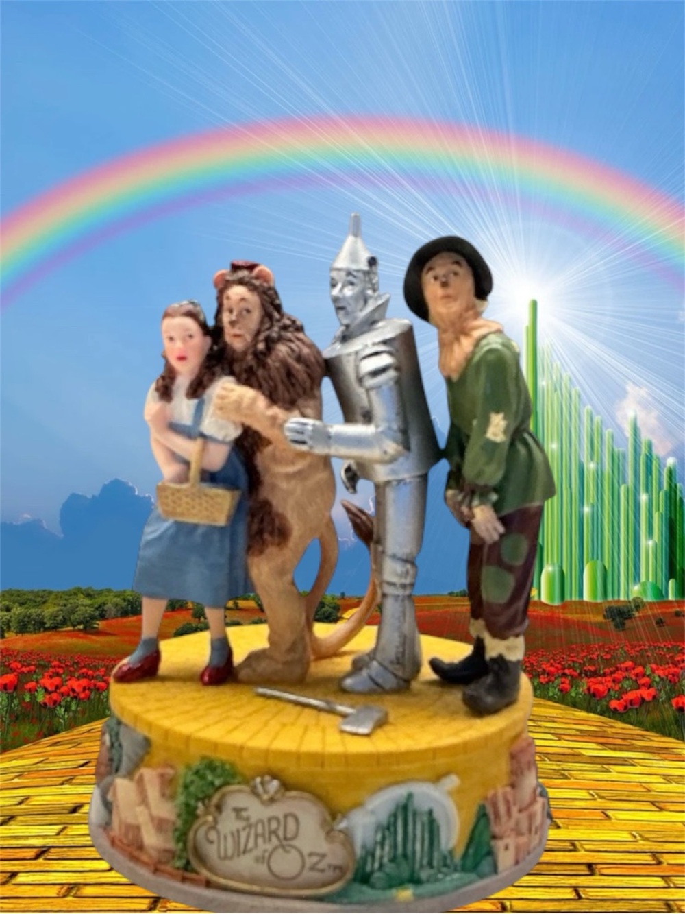 2001 Wizard of Oz Dorothy Lion Tin Man Scarecrow Music Box